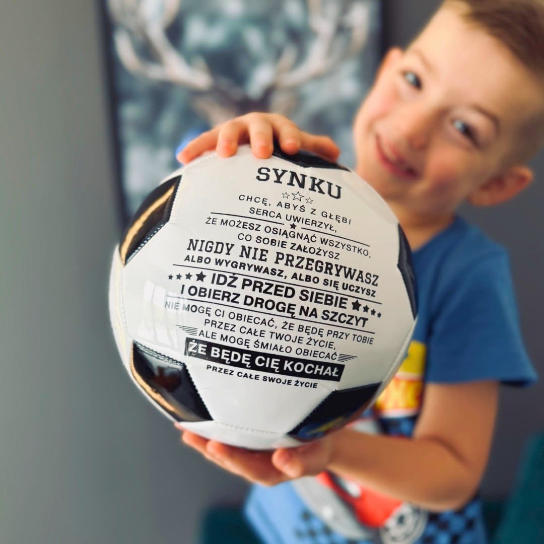 Dla mojego syna - Niepowtarzalna piłka do piłki nożnej ze specjalną wiadomością